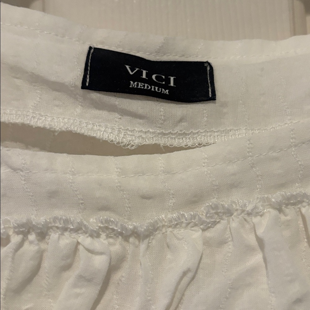 Vici Ivory Ruffle Crop Top - Picture 3 of 3